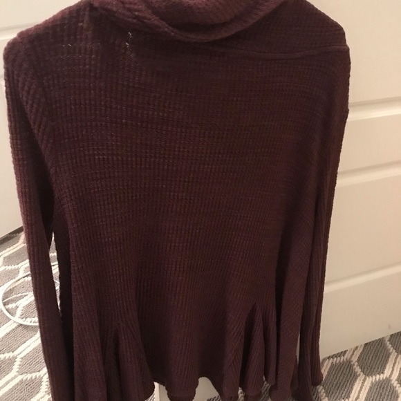 Scoop neck sweater! - Picture 4 of 4